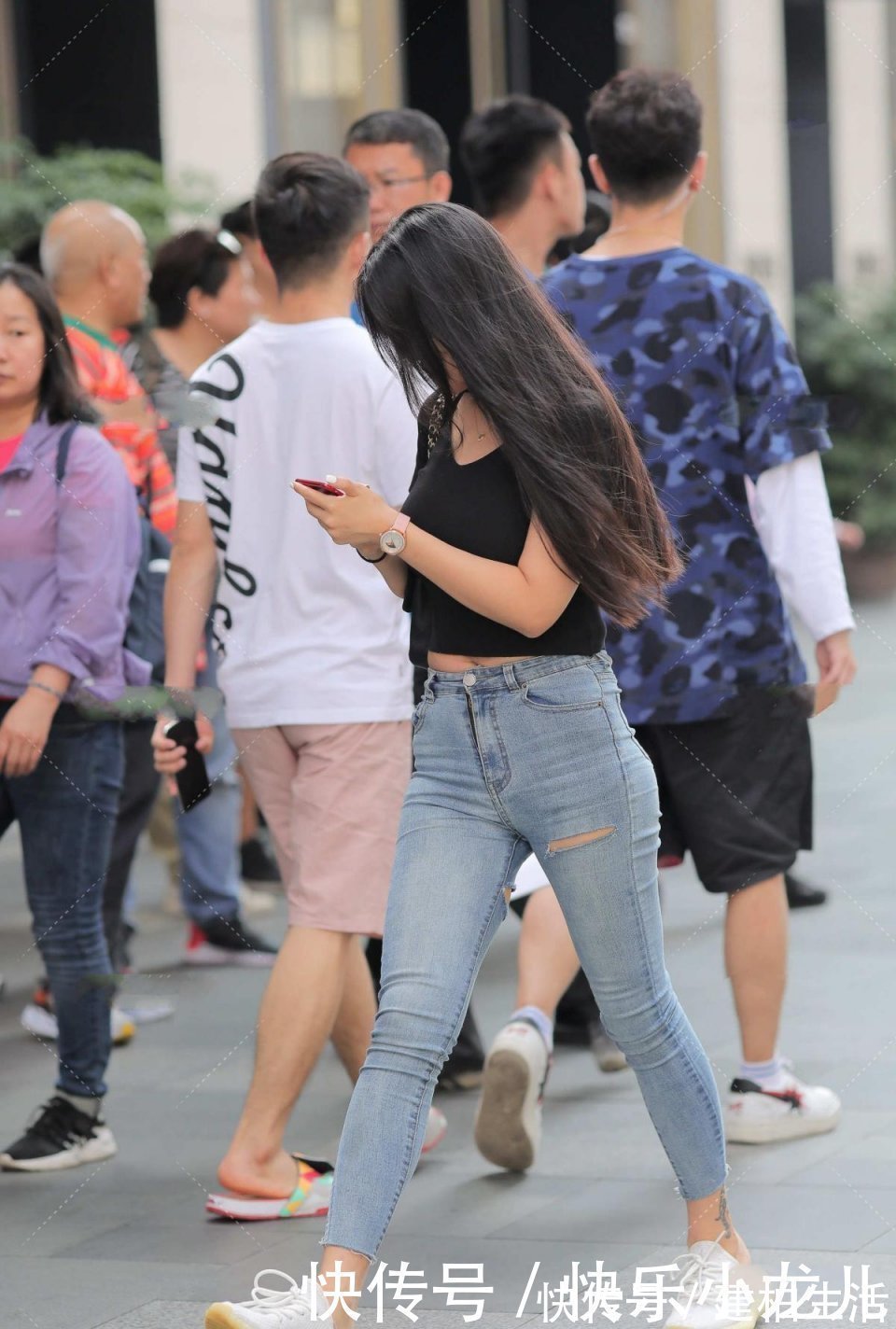 高跟鞋 它是如此美丽，高贵的气质，让我想保护她，一起吃个饭吧