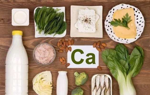 百会穴|头顶上有个“祛湿穴”,每天一按,排湿气,健脾胃,失眠改善了