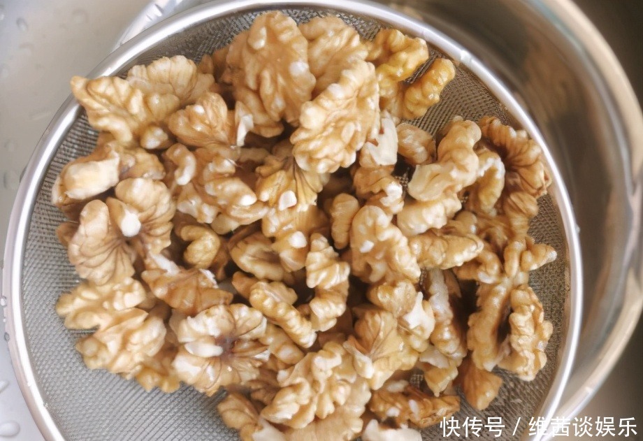 女人|春天，女人多吃红豆，学会这个养生做法，每天喝一杯，好处多多