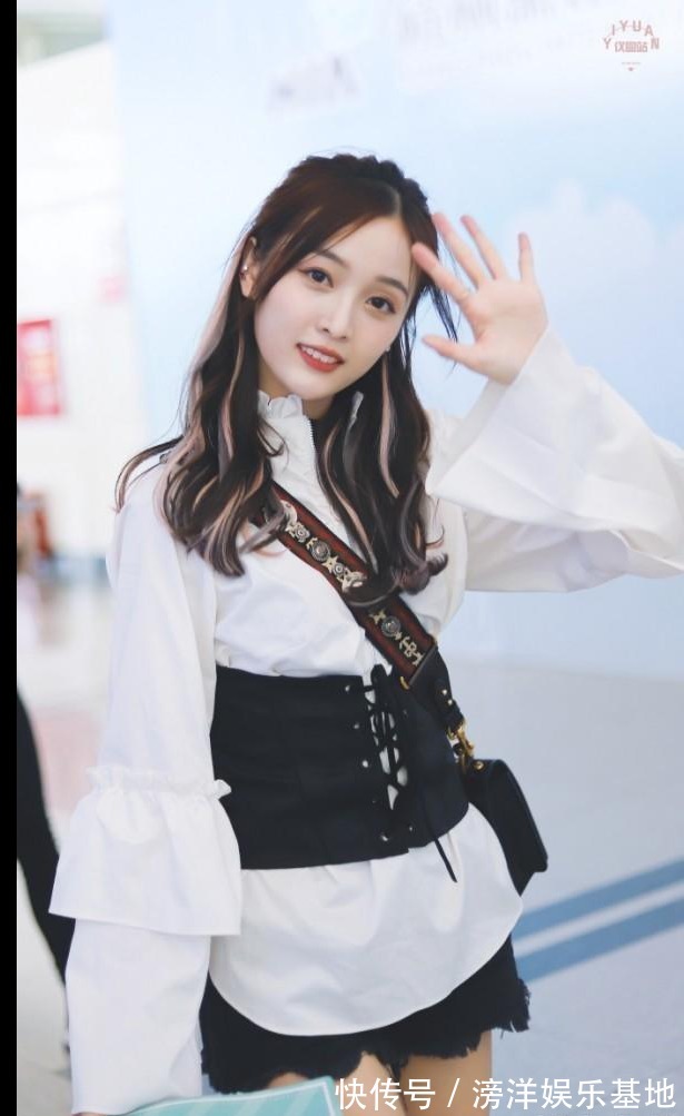 发色|“归国四女”约好换发色?孟美岐新发型超惹眼,程潇漫画脸好抢镜