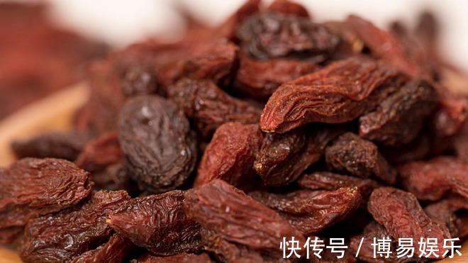 养生|医生枸杞最“正确”的吃法,吃对了才养生,吃错容易招惹一身病
