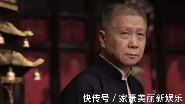 官窑瓷器#马未都：溥仪妹妹街边摆摊，我拿出一官窑瓷器，她连正眼都没看