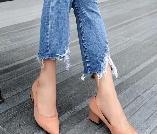 性感|一双靓丽性感的高跟鞋,才能让你穿出满满的女人味