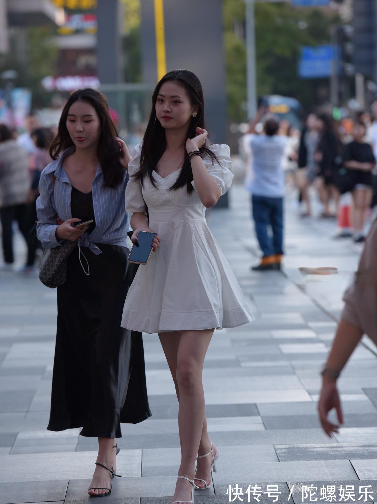 五角形|牛仔配短袖,简洁美观,不能穿的经典