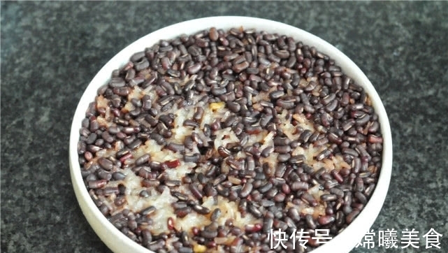 早餐|早餐别再蒸馒头了，教你懒人做法，比包子简单，比馅饼好吃，香！