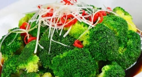  身体|女性到了中年，3种食物换着来，排毒养颜，滋润身体