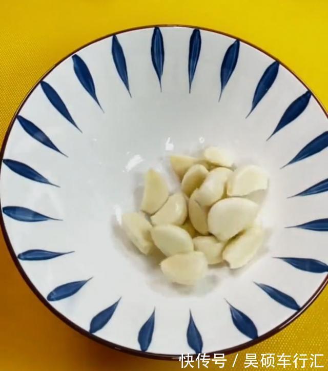 好吃|今天美食,蒜泥茄子,超级好吃,超级下饭,喝酒吃饭不错的选择