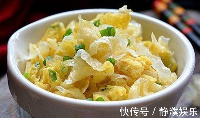 它是穷人的“阿胶”，女性要多食它，滋养肌肤，肌肤细腻年轻！