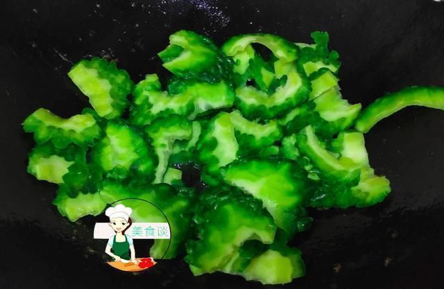 这菜以前很讨厌，现在却超爱吃，清香脆嫩，清心明目，现在正当季