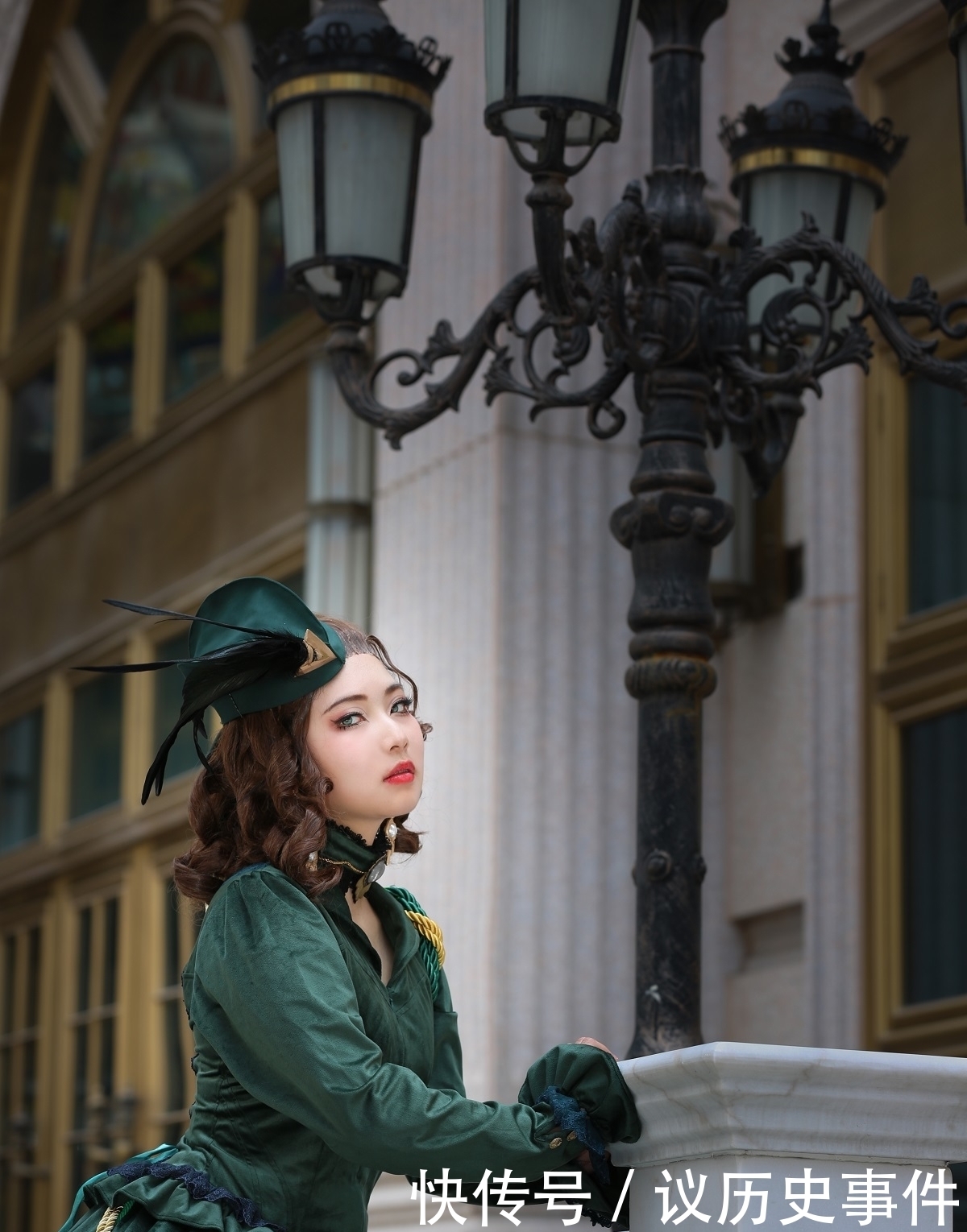 cos|《第五人格》紅夫人斯嘉麗cos，優雅高貴，舉手投足氣質盡顯！