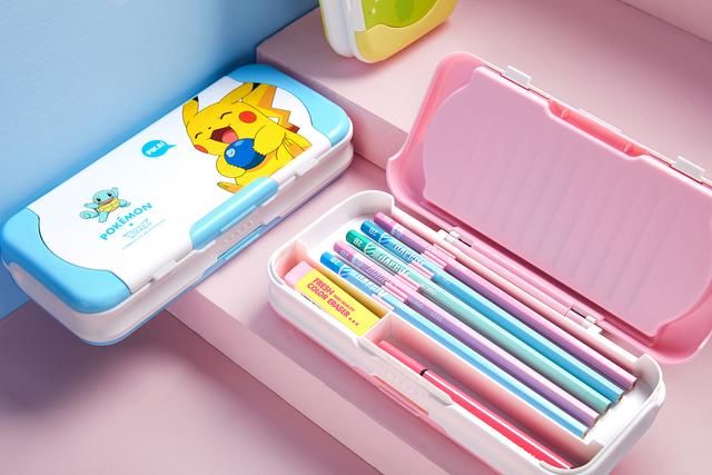 烧钱|学生时代“烧钱文具”排行榜，孩子要买买买，家长抱怨“真费钱”