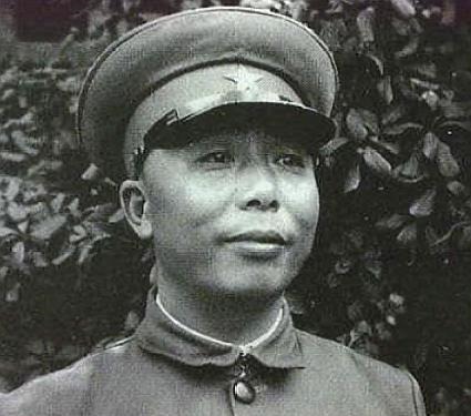 竟当|哪位骁将如此传奇由军长连降三级成团长,一个月后竟当了司令!