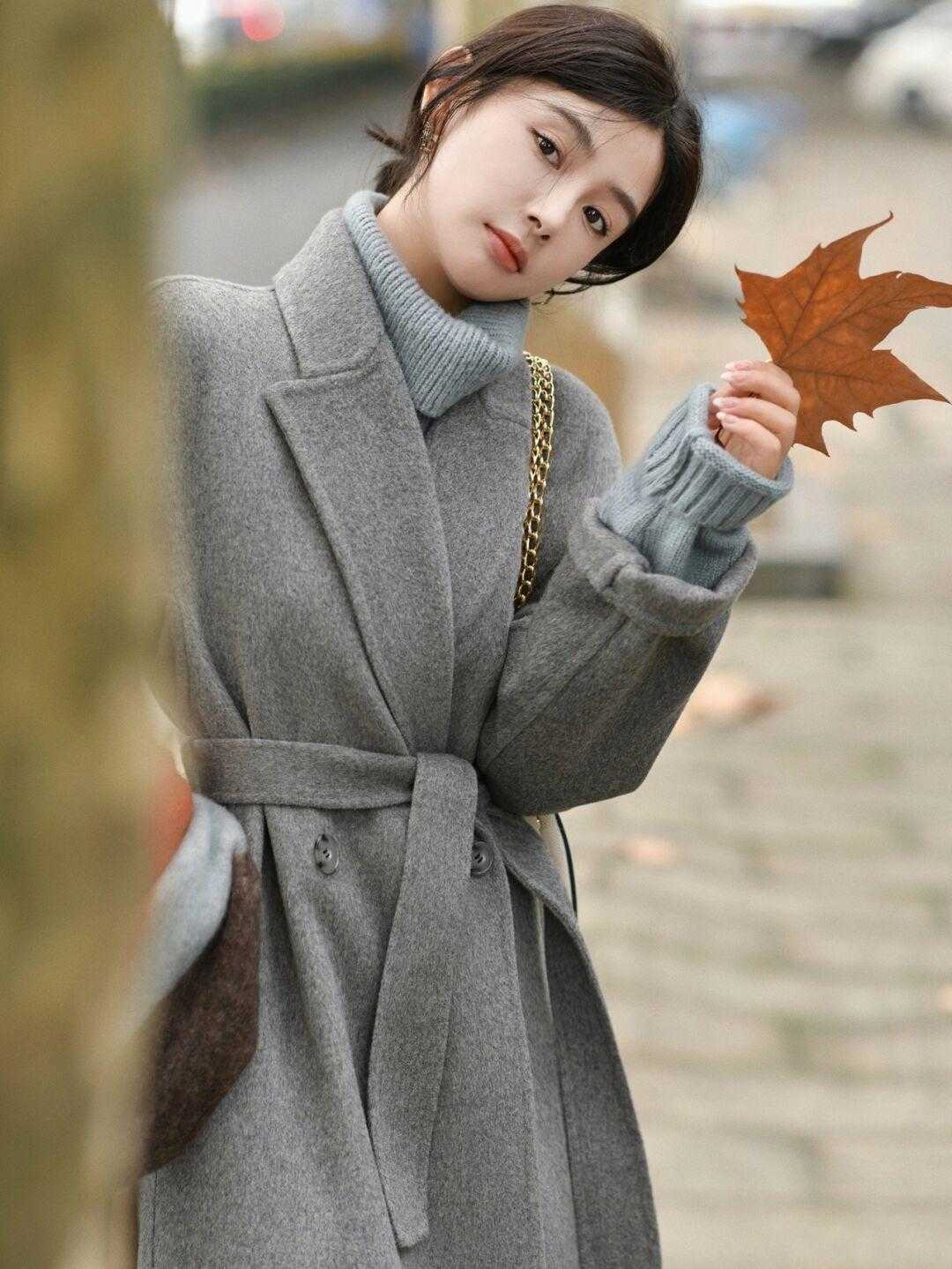 毛领|收起长款大衣吧!小众高端才够惊艳,贵气知性