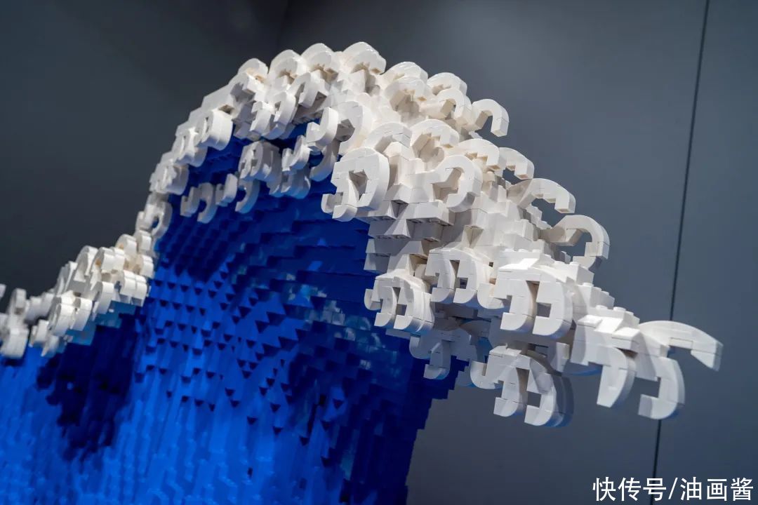  艺术|用5万块积木仿制世界名画，成年人又一次，从小学生手里抢回玩具