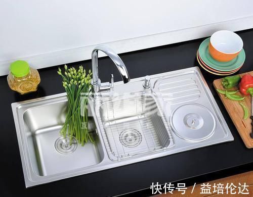 越来越多人厨房不装传统水槽了，现在流行这样装，用上10年不用换