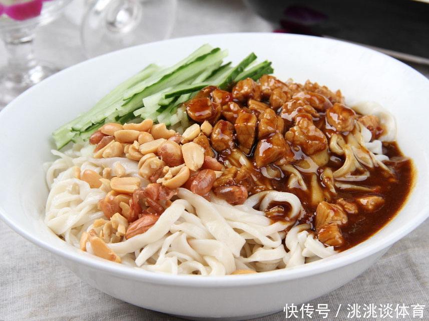 好吃|炸酱面想好吃,酱才是关键,试试老北京教的炒酱方法,色香味俱全