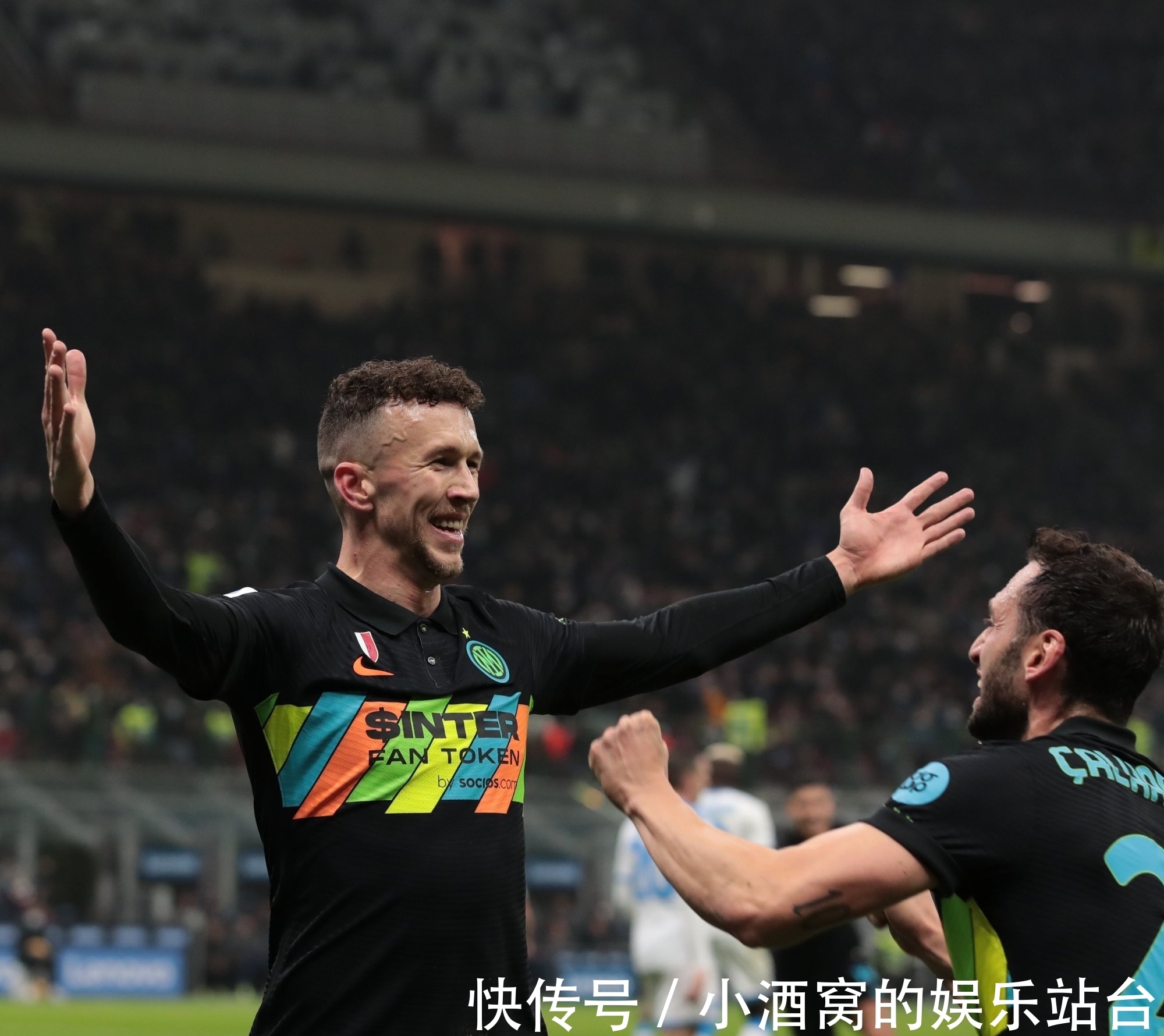默滕斯|从0-1到3-2!意甲争冠形势乱了 榜首两强栽了,国米成大赢家