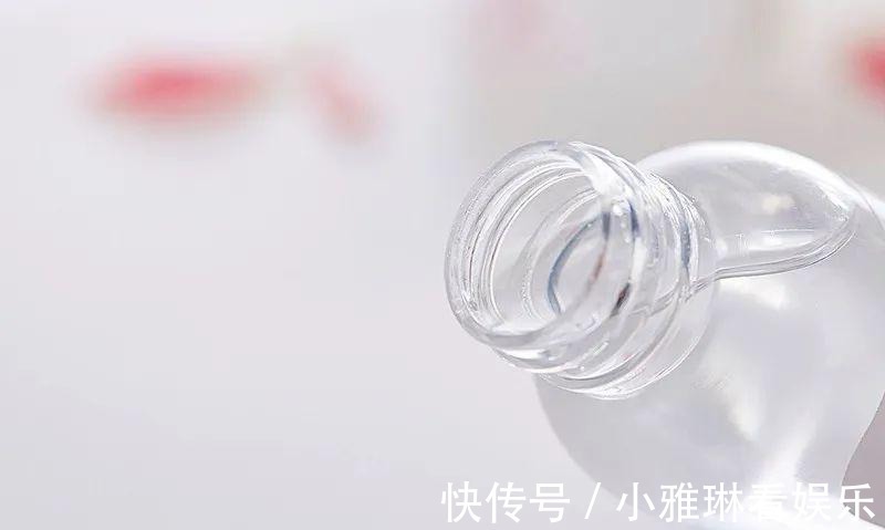 水光肌神器|化妆水的真相,是水光肌神器还是智商税收割机?