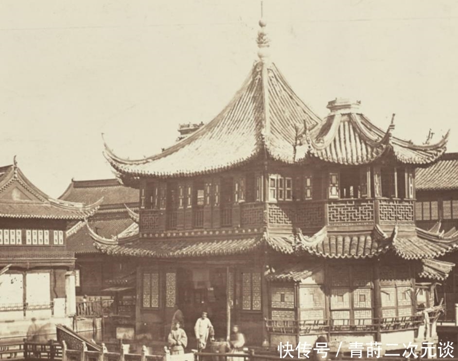 晚清|晚清老照片：五品大臣和诰命夫人，美丽忧郁的琵琶妓