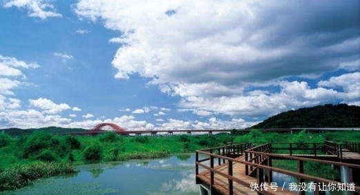 辽宁锦州一个“单字县”，人口45万，有万佛堂石窟景区！