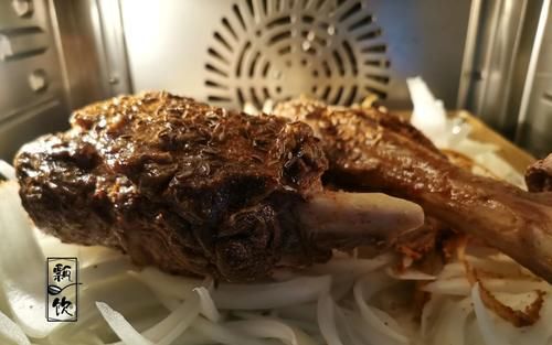  a23|朋友送个大羊腿，看我这样做，家人甩开腮帮子吃，太香了