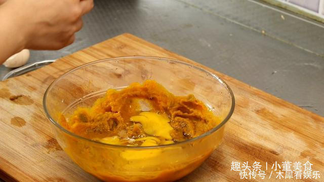 南瓜|孩子想吃面包再不用出去买,放上半个南瓜,营养美味又简单