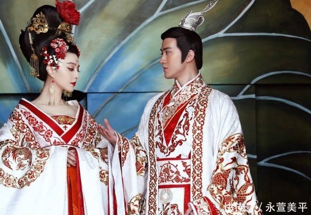 还给|武则天临死前为何把江山还给李家?她不是傻,而是她发现一个秘密