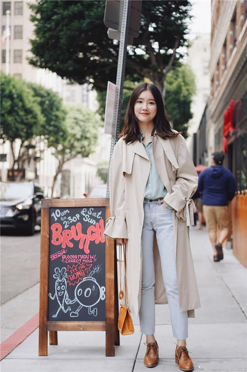 小个子穿风衣的“选款妙计”，这4点才是关键，学会轻松显瘦增高