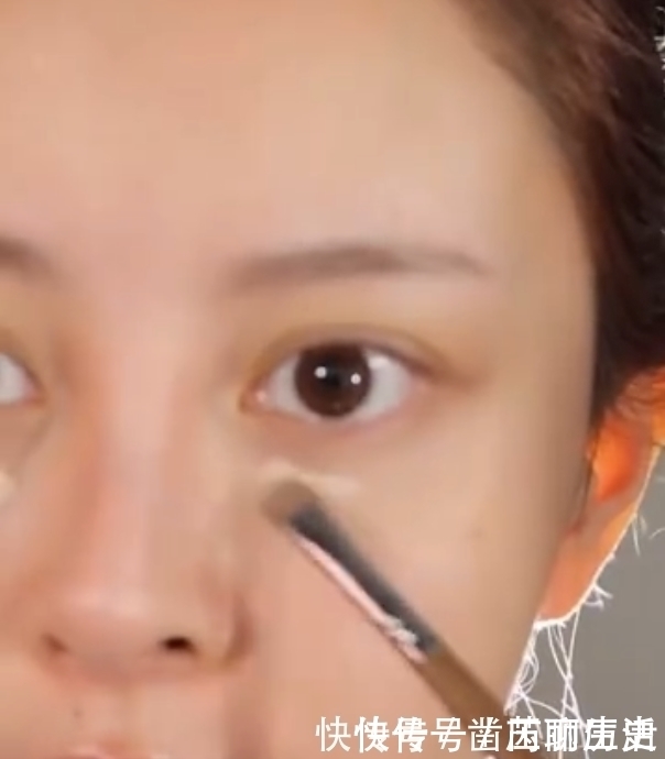 赤狐|眼镜小姐姐仿妆“赤狐书生”妆容,开始:挺日常,到最后:挺仙女!