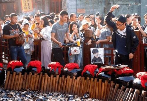 石家庄模仿的这个景点，开业两个月无人问津，倒闭后却备受关注