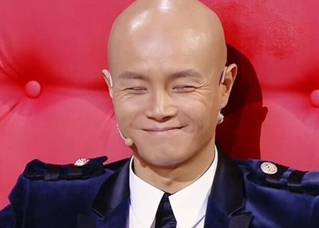 乐嘉上台醉酒闹事丢饭碗,你以为是自作自受,其实背后另有算盘