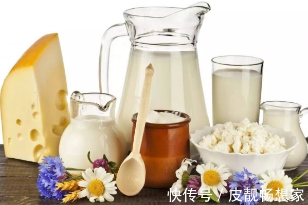 骗局|牛奶是21世纪的大骗局牛奶里含激素、还致癌听听专家怎么说!