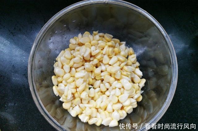 外面卖的玉米汁为什么好喝原来只加清水还不够，分享正确做法