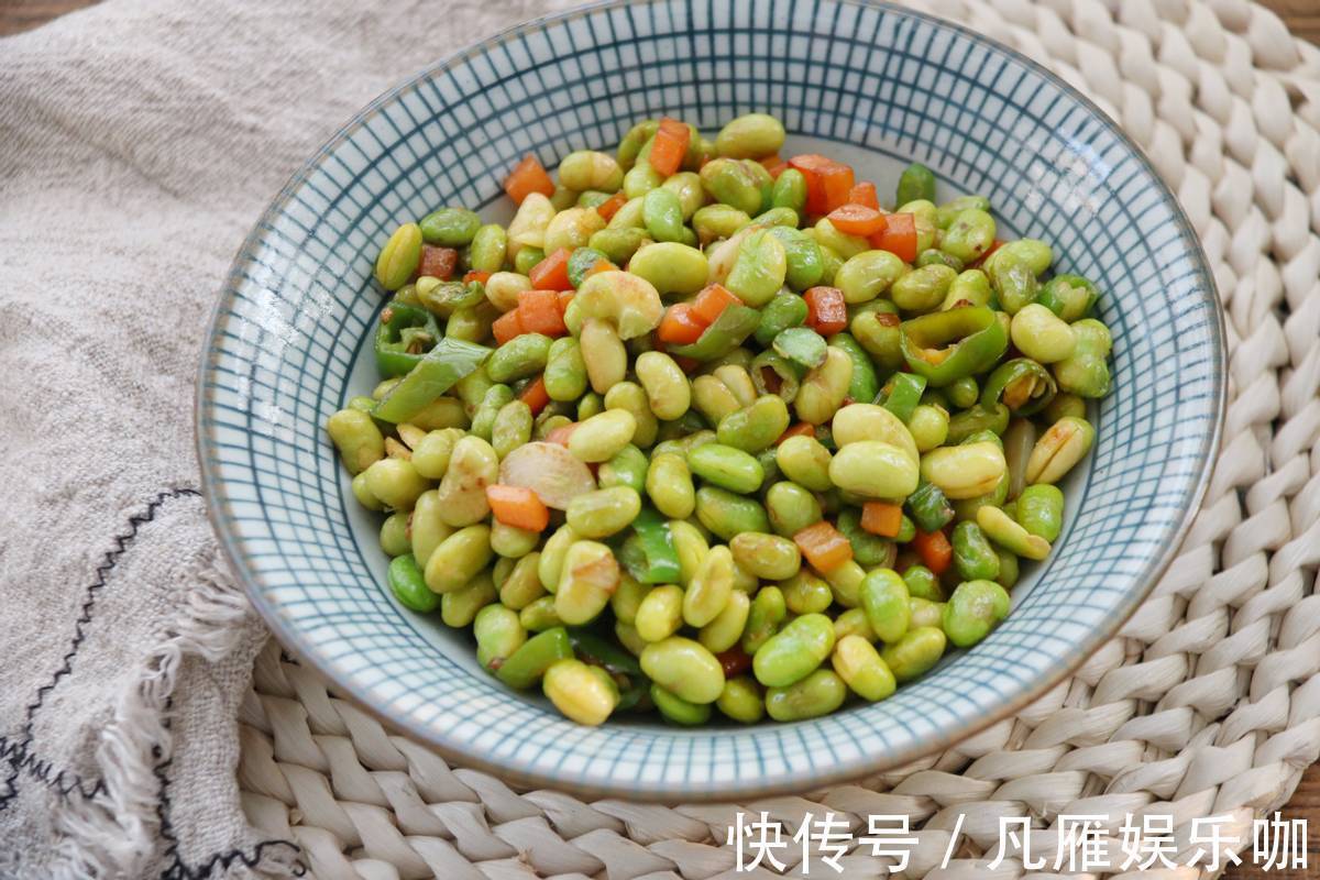 素炒毛豆|这蔬菜很不起眼,却是“含钾高手”,钙远超牛奶,夏季出汗要常吃