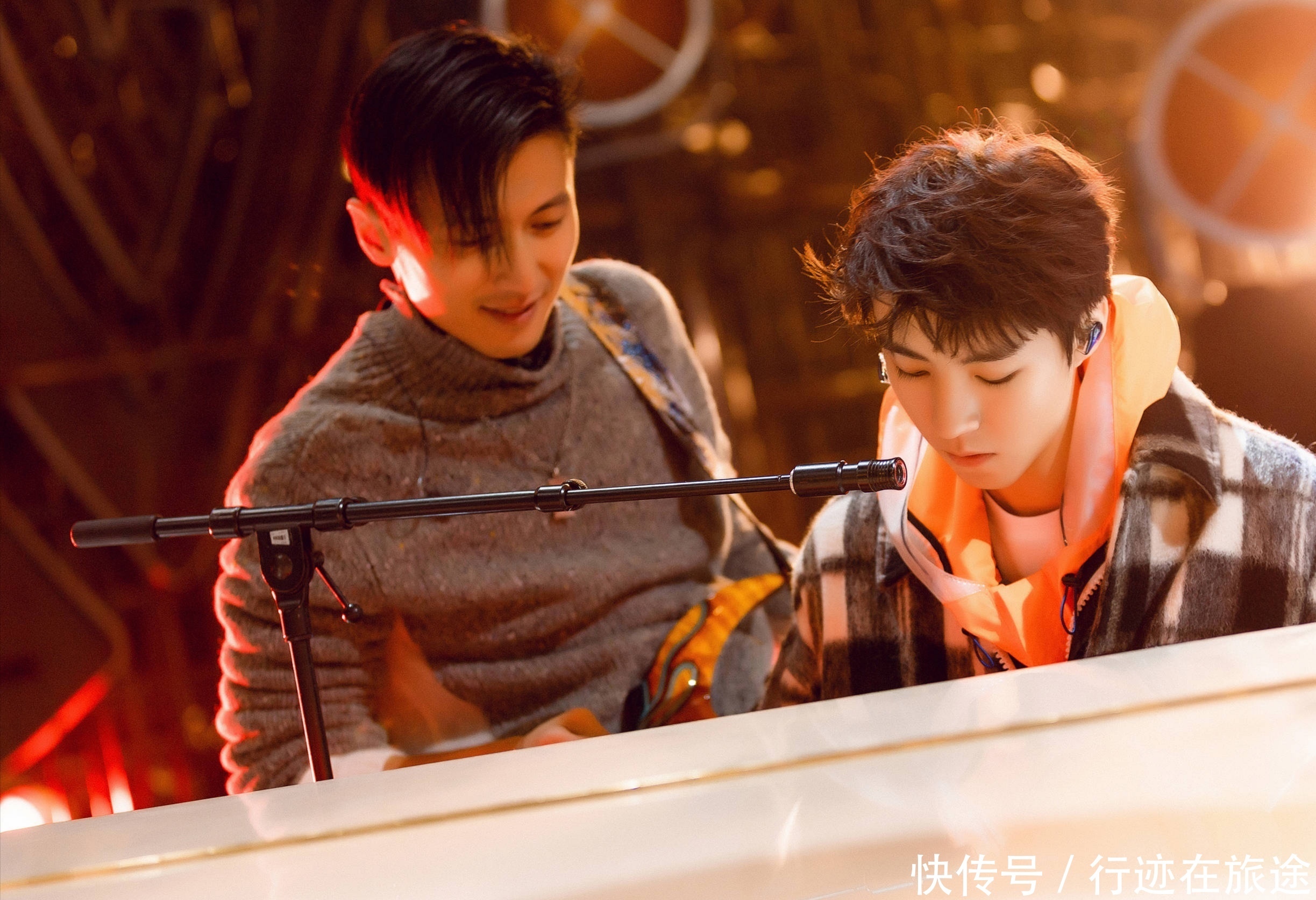 王俊凯实力演绎壁咚,表演系学生无所畏惧,论专业程度我只服他