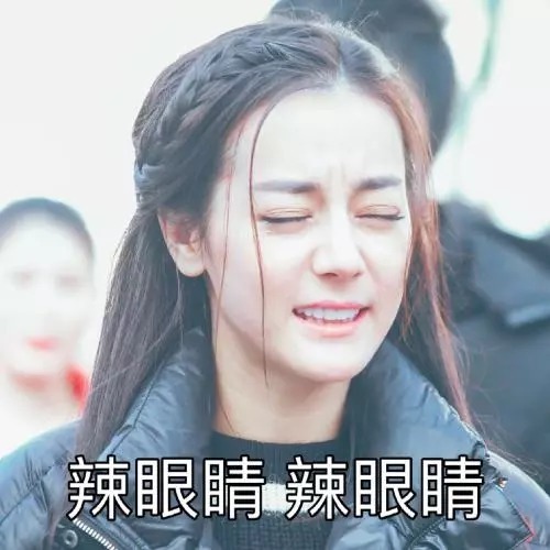 这个冬天,白色羽绒服火了!