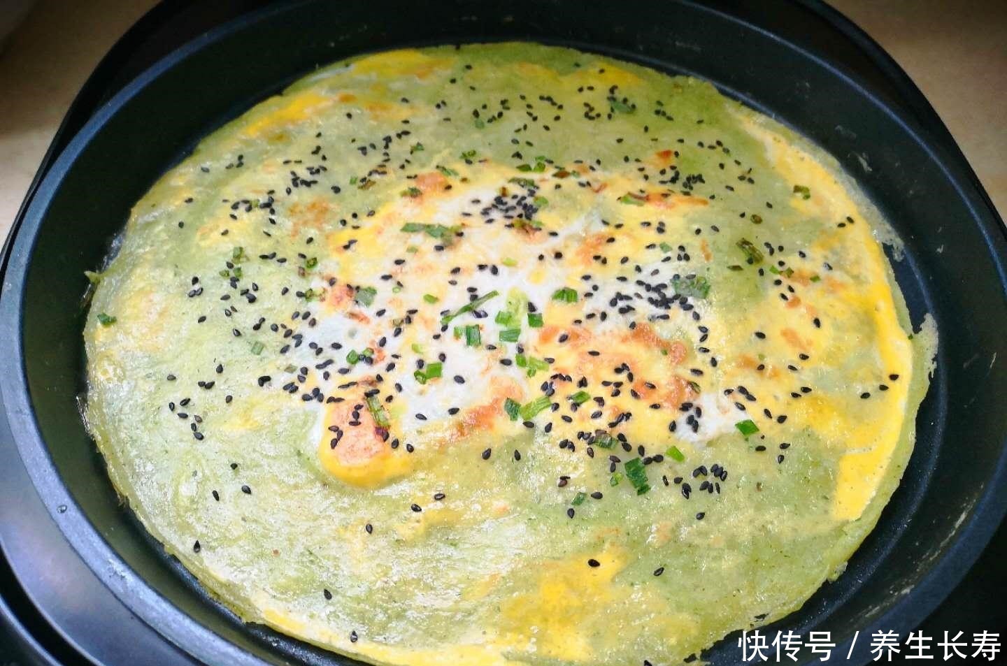 做法|秋天,我常用这菜做早餐饼,5分钟出锅,鲜香软嫩,儿子最爱吃!