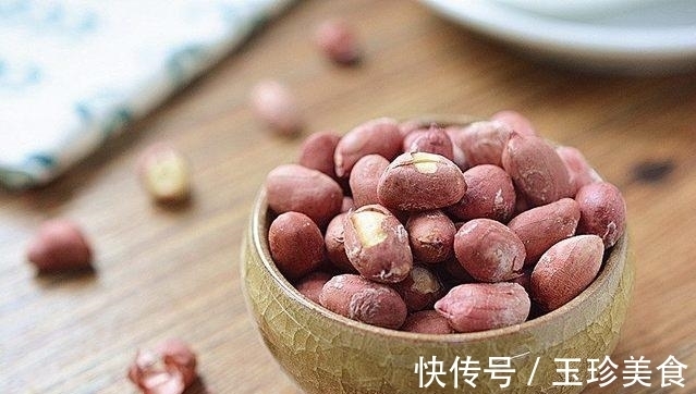 血粘稠度|自制花生小零食，用微波炉简单4步搞定，又香又脆