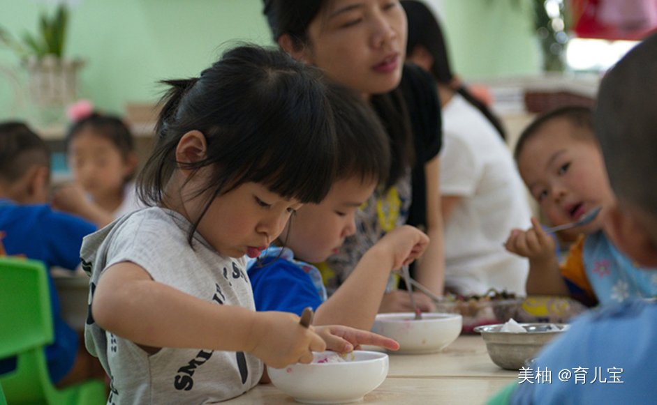 缺点|比起独生子女，多孩家庭这些缺点愈发明显，每一种都影响孩子感情