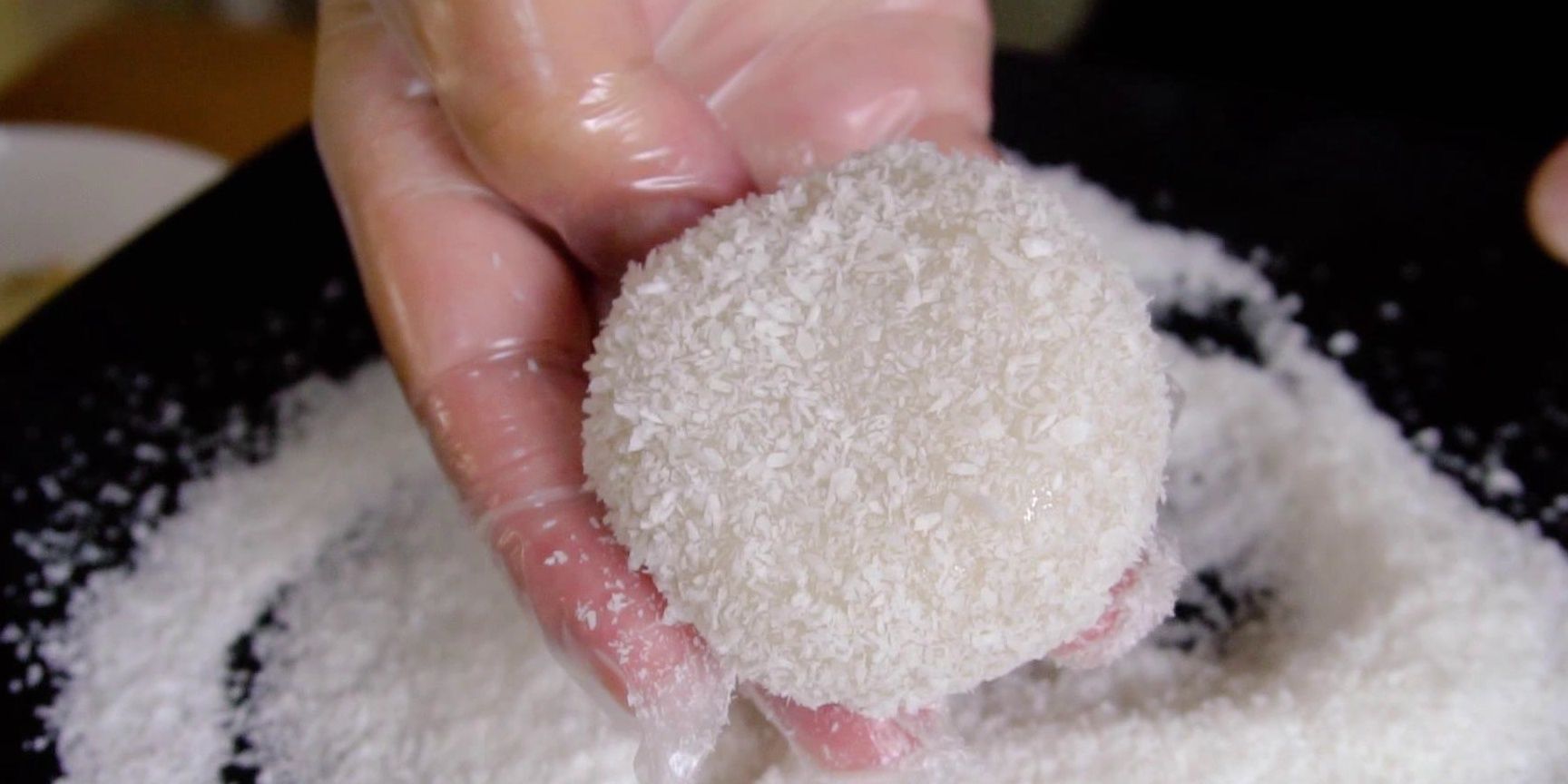 做糯米糍时，不如试试这改良配方，糯叽叽不粘牙不变硬，味道更好