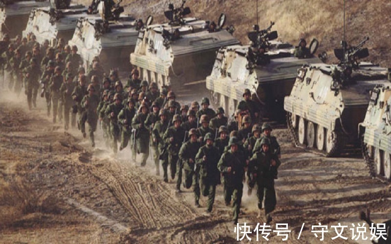 训练|经常跑步的人都患有“跑步膝”,军人却没有,因为一个细节没做到