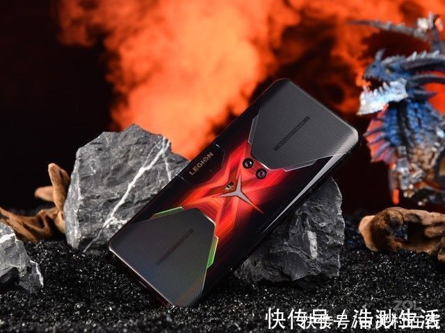 iphone|只为好看？手机多摄像头排布方式可没有那么简单