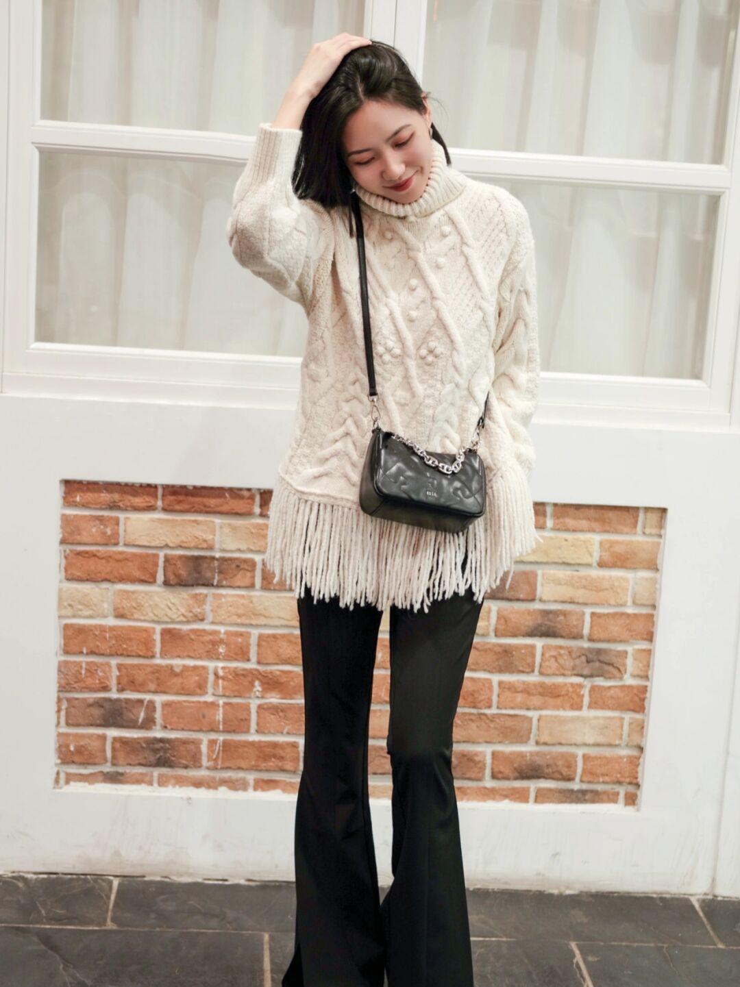 芥末绿|这才是大方得体的冬季搭配,学会4款实用毛衣,照着穿太时尚