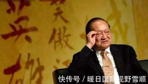 查良镛!王朔抨击金庸,认为其作品太俗、读不下去,他说的有无道理?