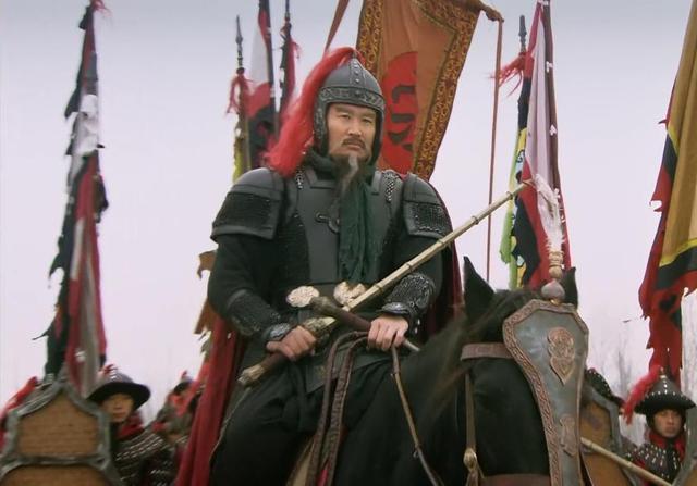 林冲！水浒108将武力如何顶尖高手只有8人，大部分都是混吃等死