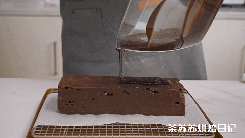 皇家巧克力蛋糕做的对,脆嫩满足又美味