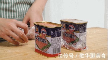 肉松|再也别去超市买午餐肉了！在家做健康又卫生，一拌一蒸就能成！