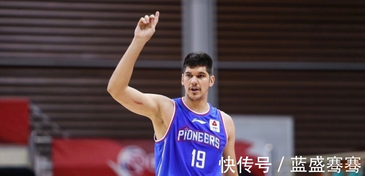 俞长栋|单场48+11猛将加盟!马布里凑齐三外援,打造CBA骑士,力保帅位!