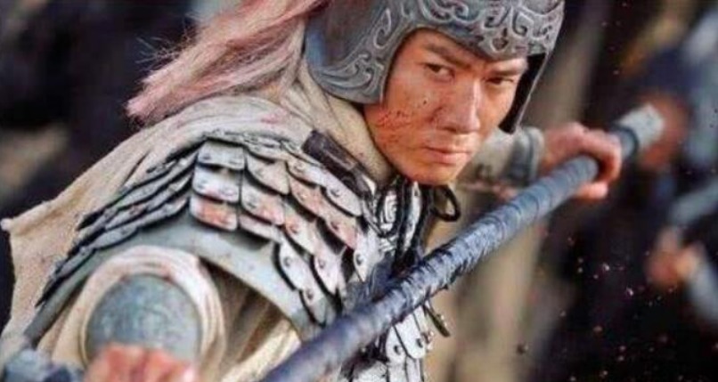 许褚|此猛将力压关羽，曹操做梦都想得到，为何两人最后却兵戎相见？