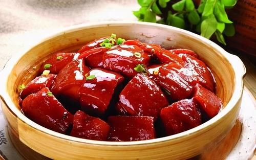  做法|红烧肉好吃有诀窍，教你做肉的正确做法与用料，红烧肉不好吃才怪